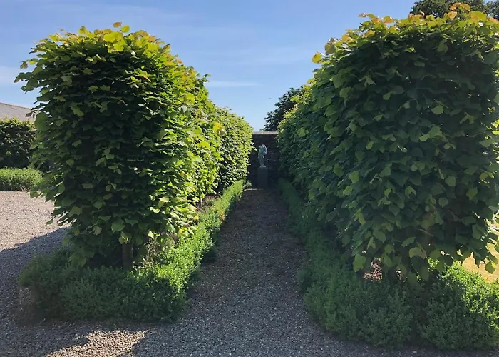 Townley Hall * סליין