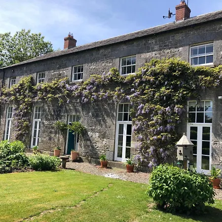 Townley Hall Апартаменты *